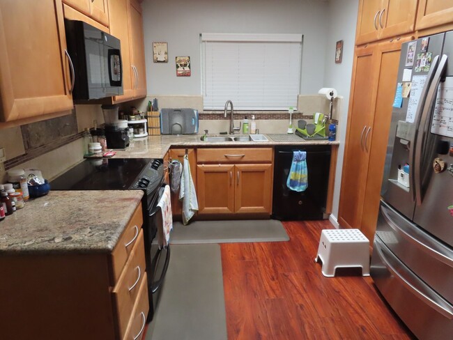 Building Photo - Awesome San Jose Home Near Top Schools, Pa...