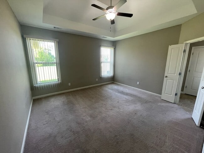 Building Photo - Centerhill Schools, beautiful corner lot w...