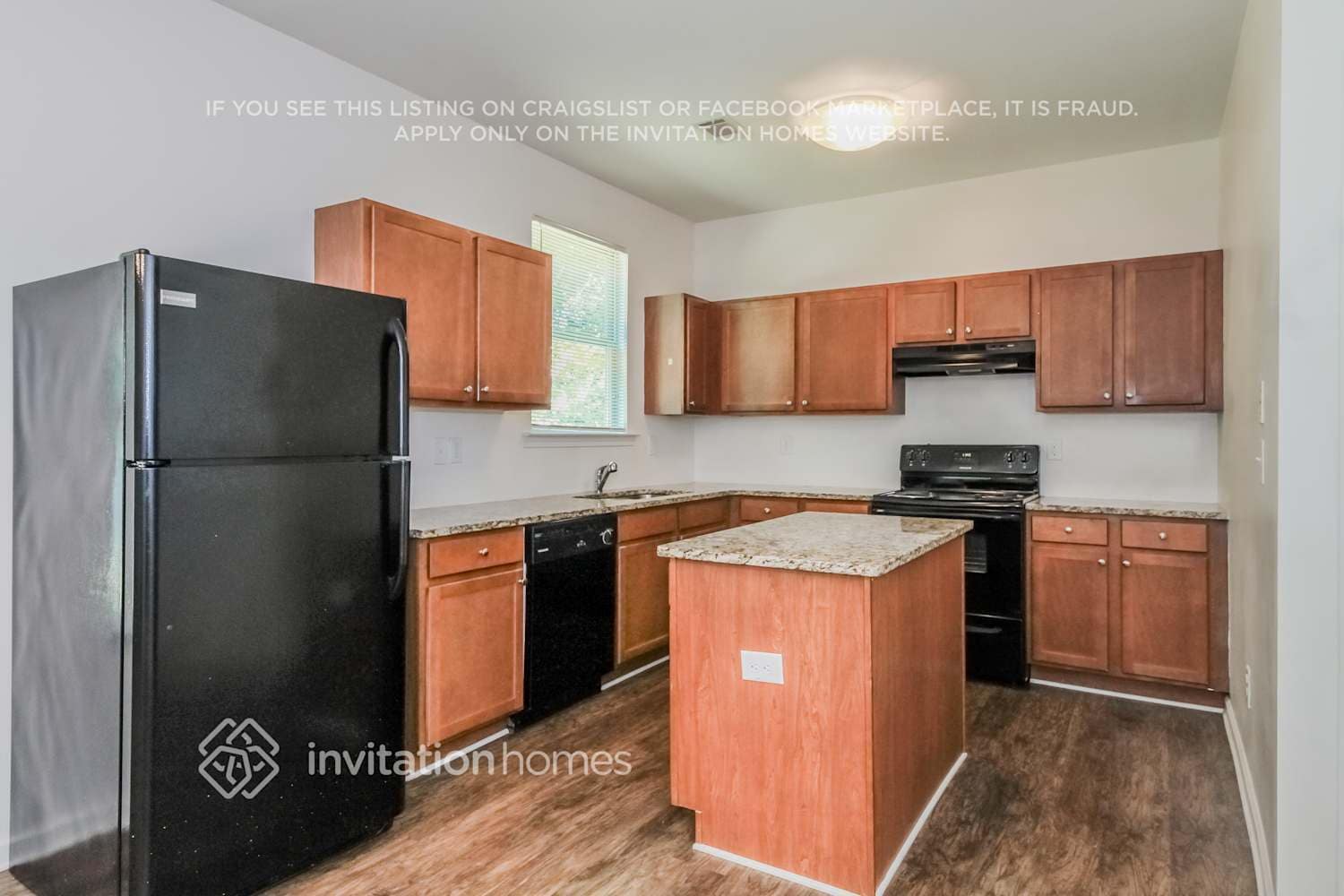 Building Photo - 1442 Ewing Farm Dr