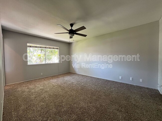 Building Photo - 10161 Cabo Dr