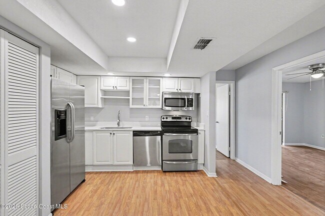 Building Photo - 1515 Huntington Ln