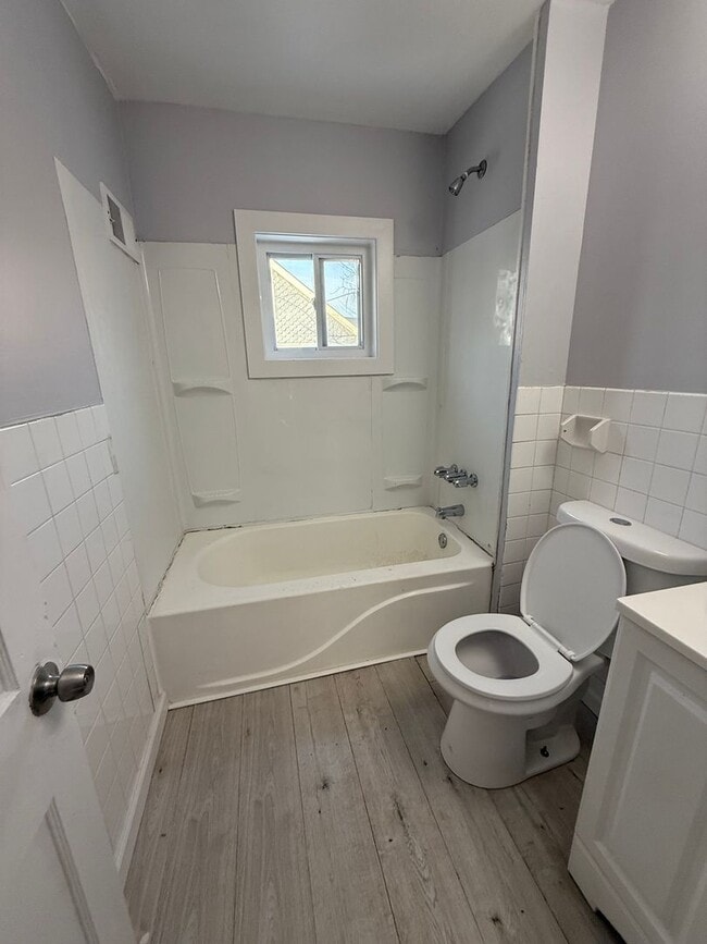 Building Photo - Cleveland Eastside single-family home