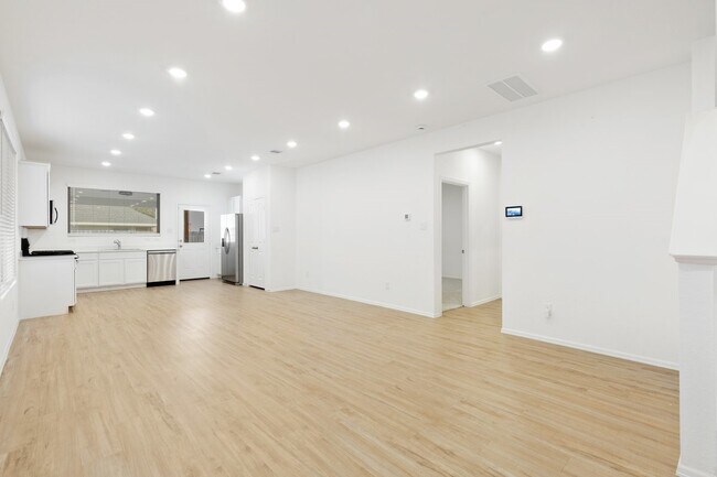 Building Photo - 1950 Foxtail Crk Ct