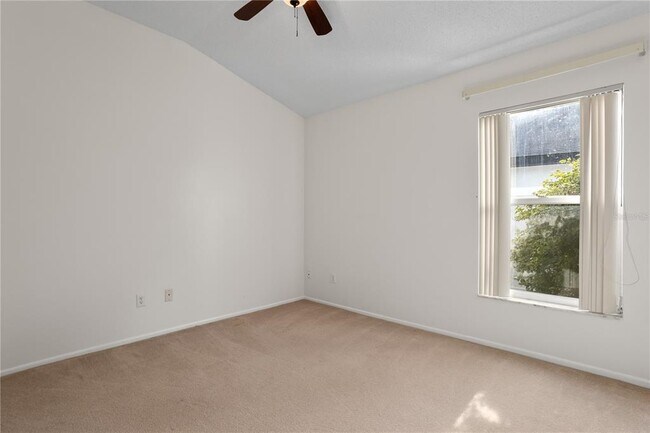 Building Photo - 12778 Waterhaven Cir