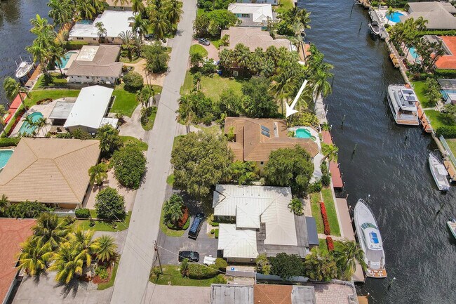 Building Photo - 2484 SE 12th St