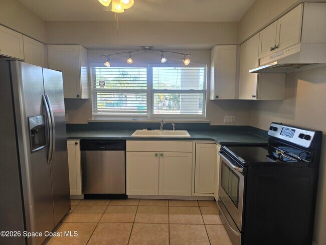 Building Photo - 910 S Orlando Ave