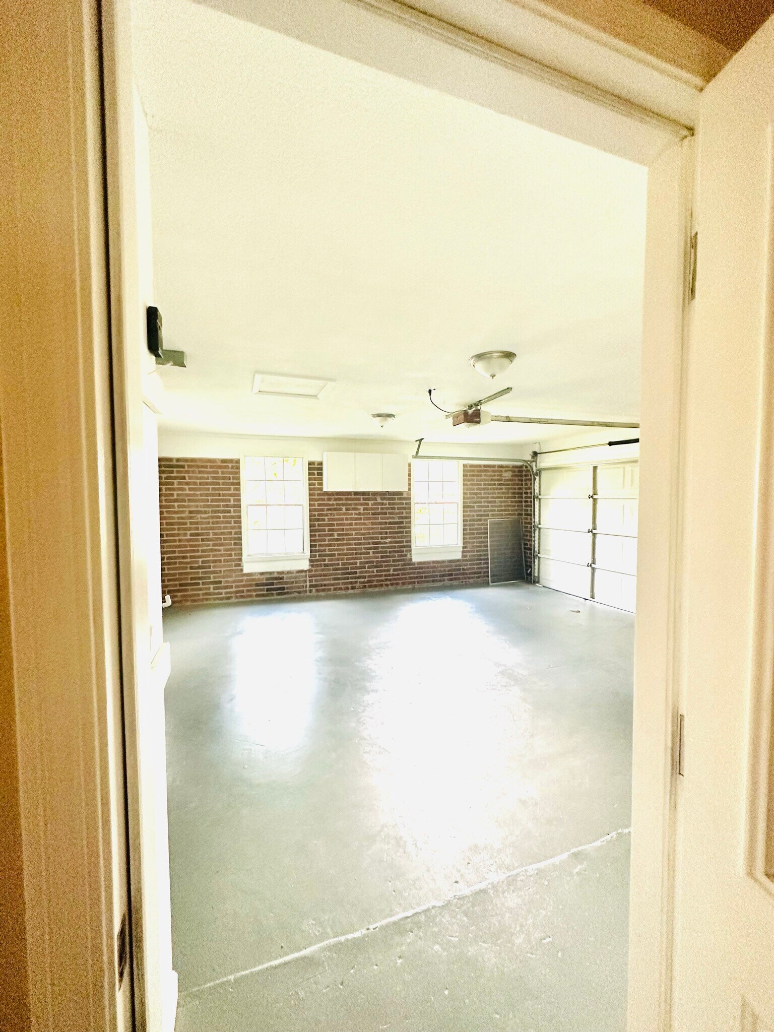 Building Photo - 261 Dillon Dr