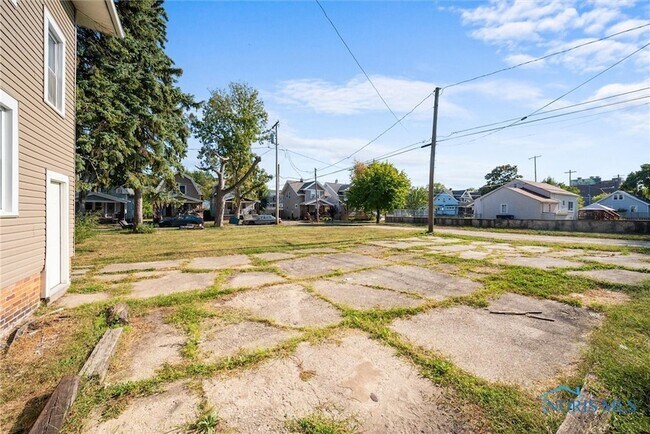 Building Photo - 316 Morrison Dr