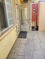 Building Photo - 1504 S Atlantic Blvd