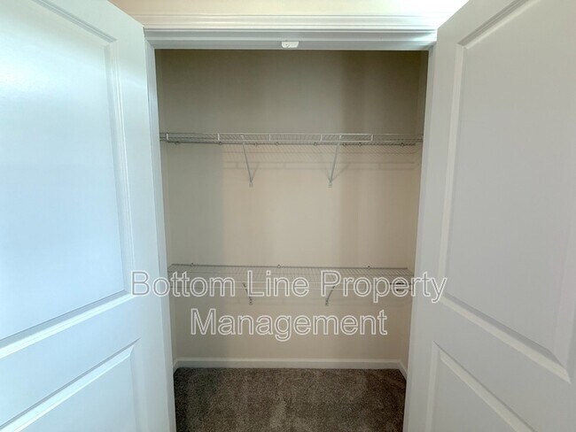 Building Photo - 14929 Baldridge Dr
