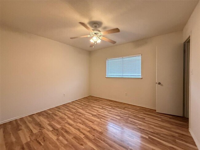 Building Photo - 12940 Dionysus Dr