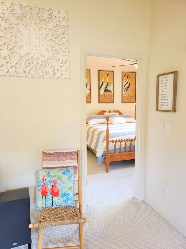 Building Photo - Seasonal Short-Term Villa located in the Auburn Cove Community with Community Pool!