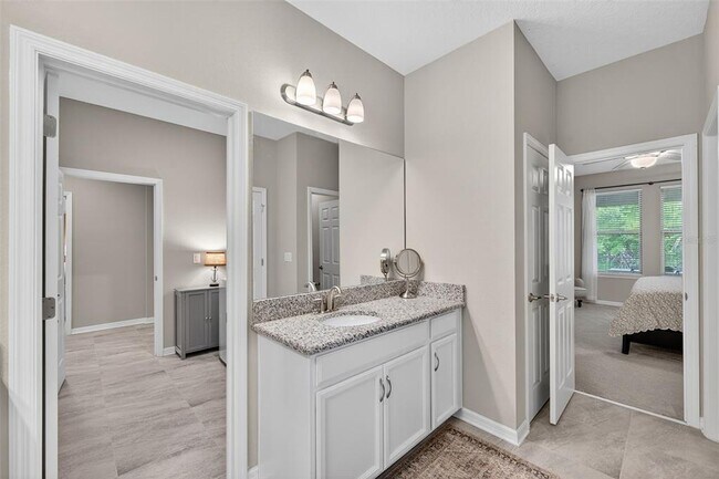 Building Photo - 30514 Pecan Valley Loop