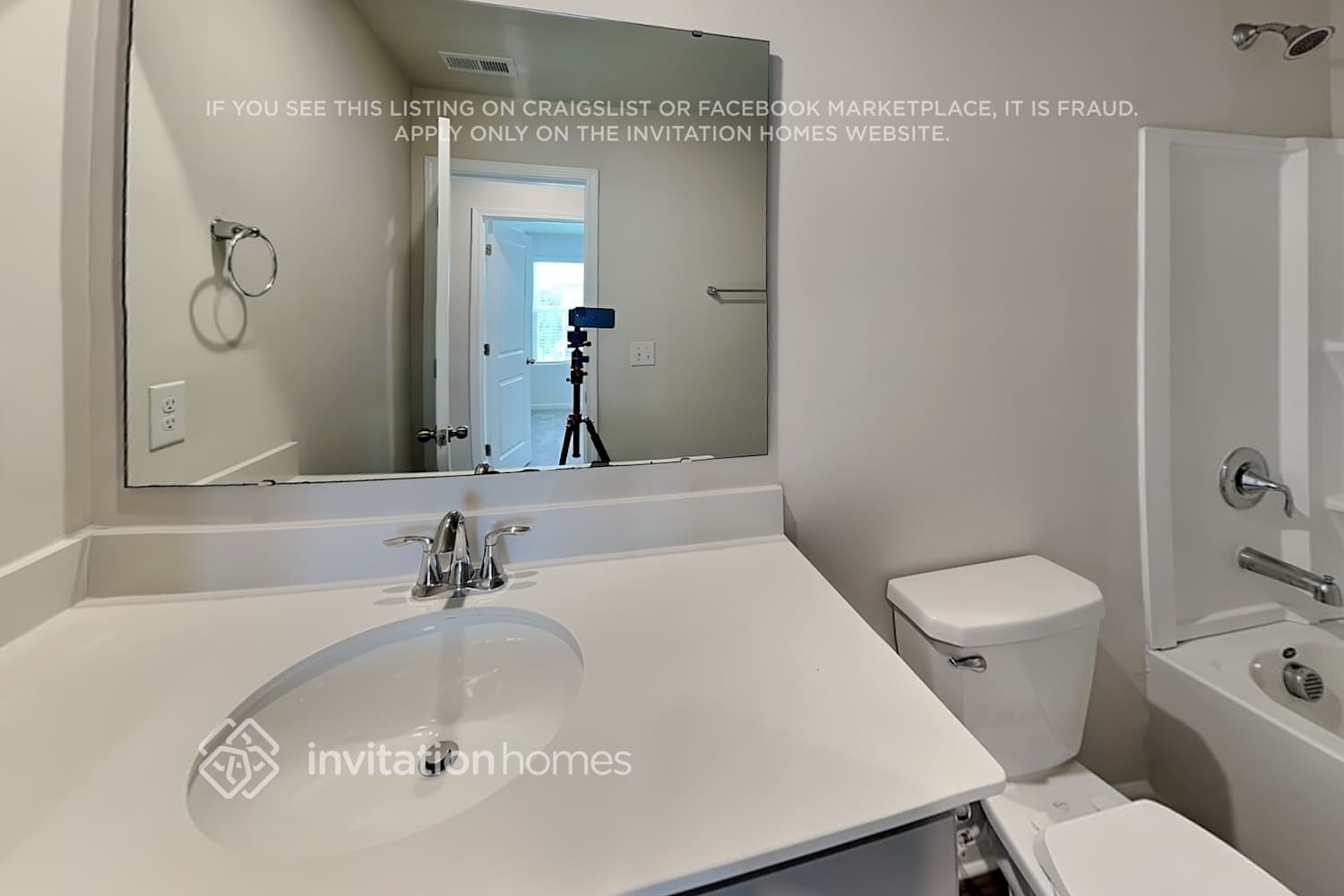 Building Photo - 2524 Brunson Ct