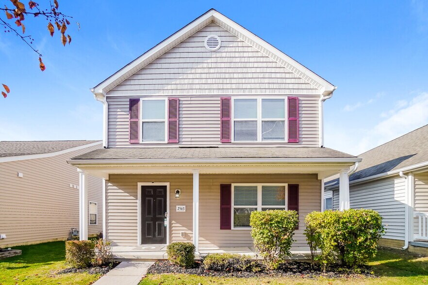 Primary Photo - 2563 Bristlecone Ln