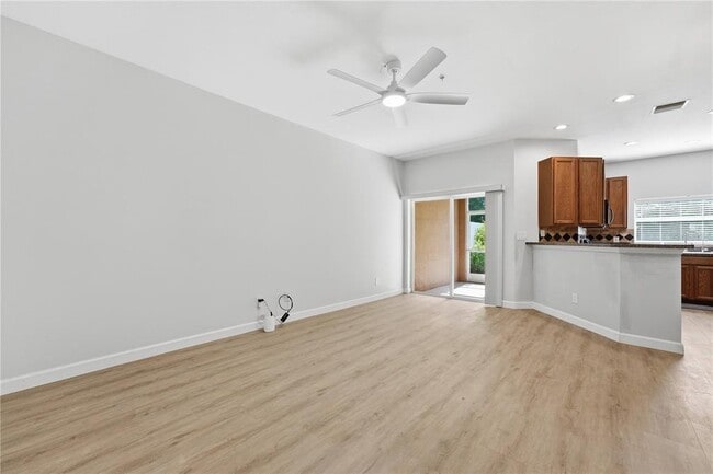 Building Photo - 1346 Grantham Dr