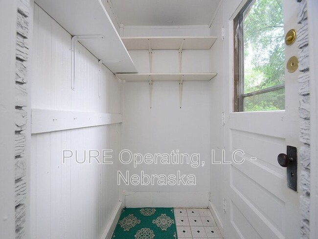 Building Photo - 344 N 36th Ave
