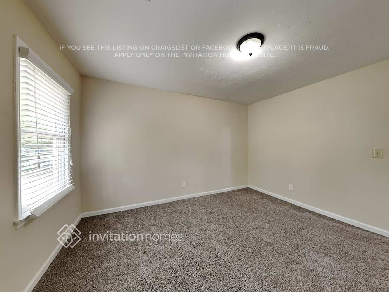 Building Photo - 1760 Deer Run Dr SW
