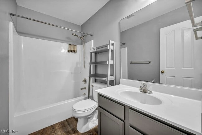 Building Photo - 10375 Kerwick Ct