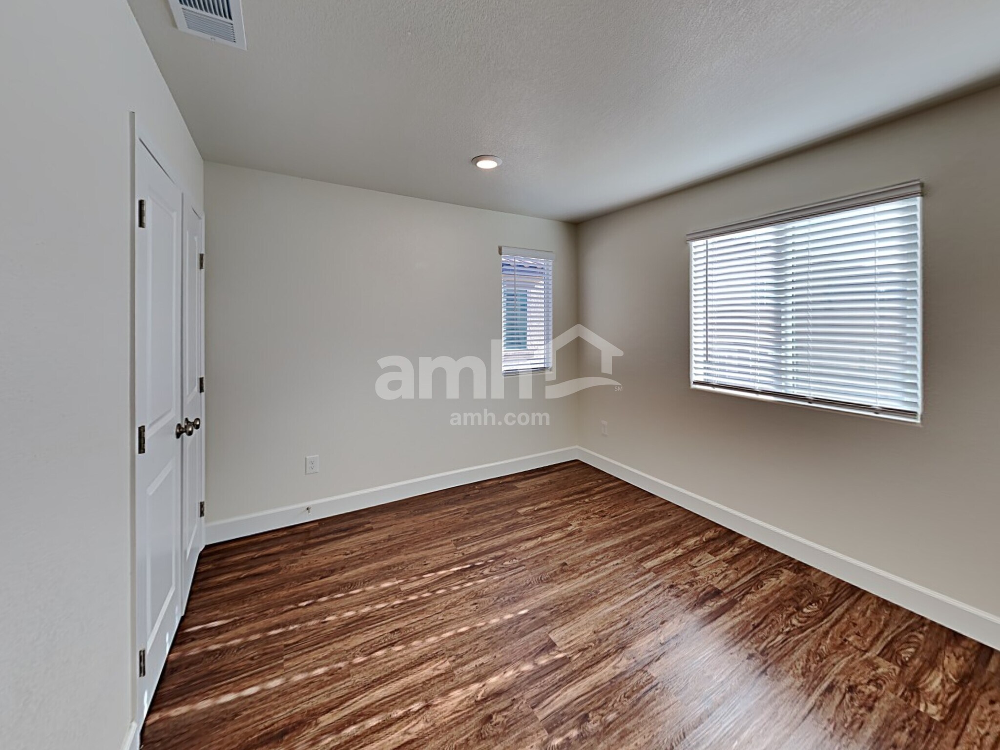 Building Photo - 1806 Viaggio Ave