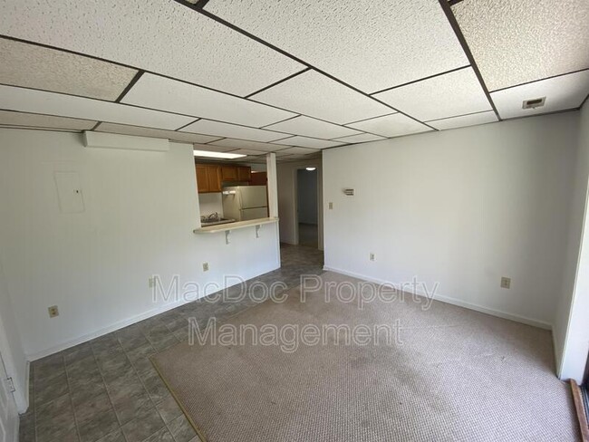 Building Photo - 9298 Hayden Dr