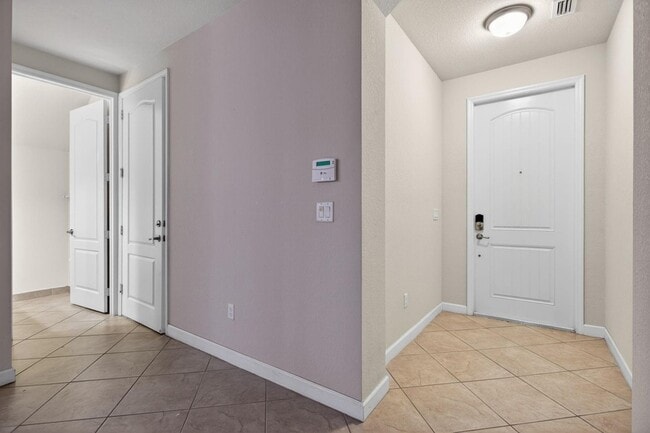 Building Photo - 8435 Blue Cove Way