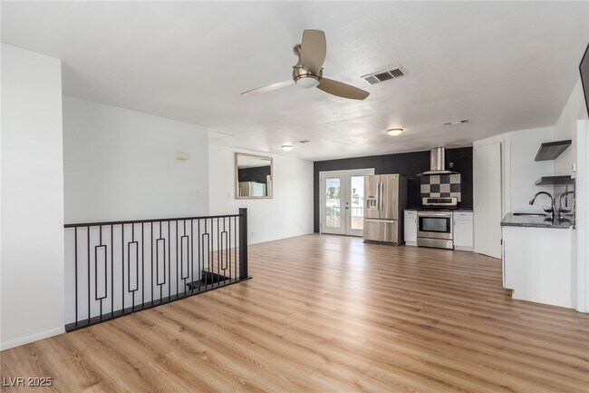 Building Photo - 505 Vincent Way