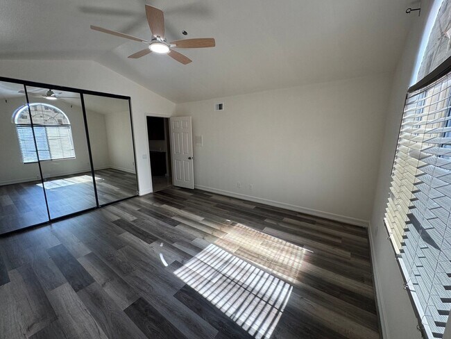 Building Photo - 3450 Rancho Diego Cir