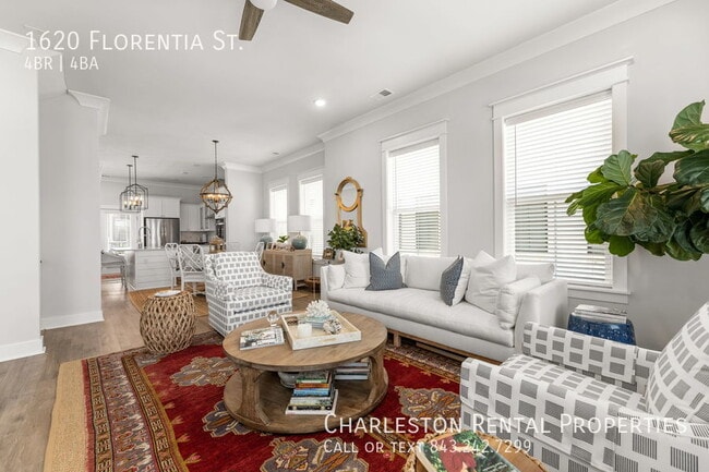 Building Photo - 1620 Florentia St