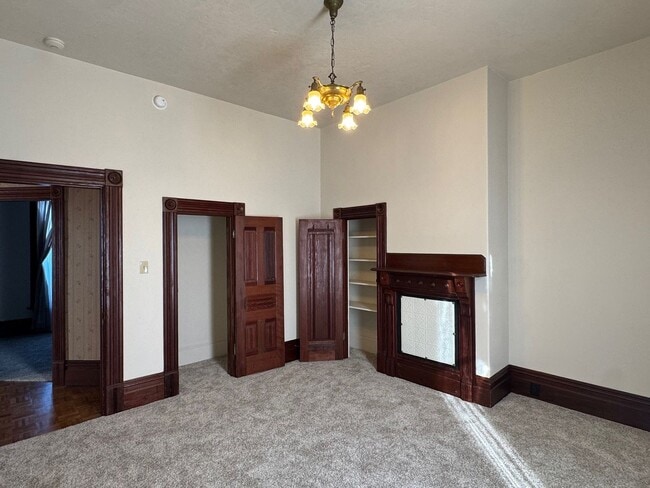 Building Photo - 801 Summer St