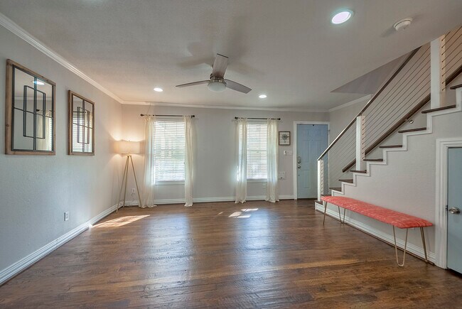 Building Photo - 4710 Bradford Dr