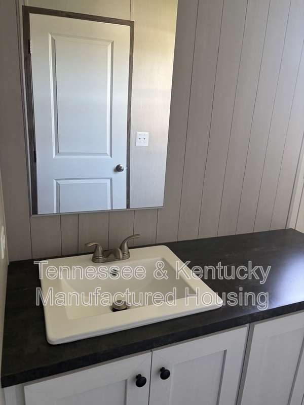 Building Photo - 311 Hillsdale Estates Ln