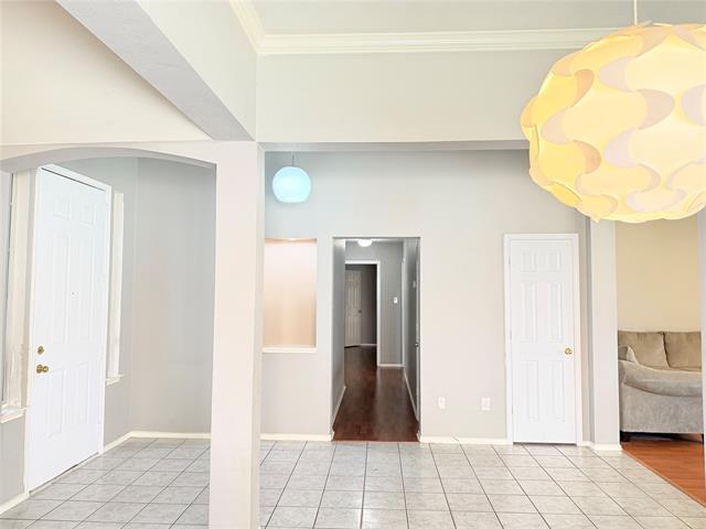 Building Photo - 301 Mimosa Dr