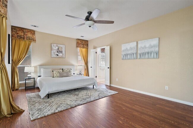 Building Photo - 1502 Azalea Dr