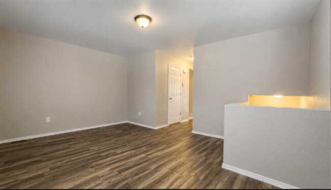 Building Photo - 803 S Logan Ave