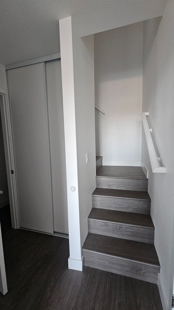 Building Photo - Beautiful 2BD 1.5BA Recently Remodeled Condo in Forest Park Plaza