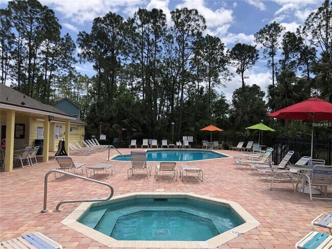 Building Photo - 2041 Royal Bay Blvd