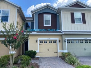 Building Photo - 3/2.5 Townhome near Orlando Airport