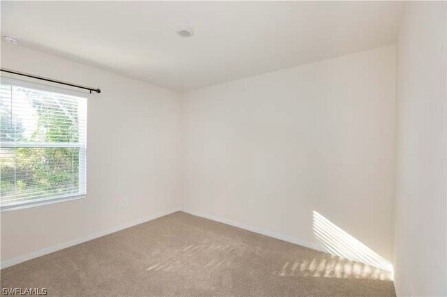 Building Photo - 2802 40th St SW