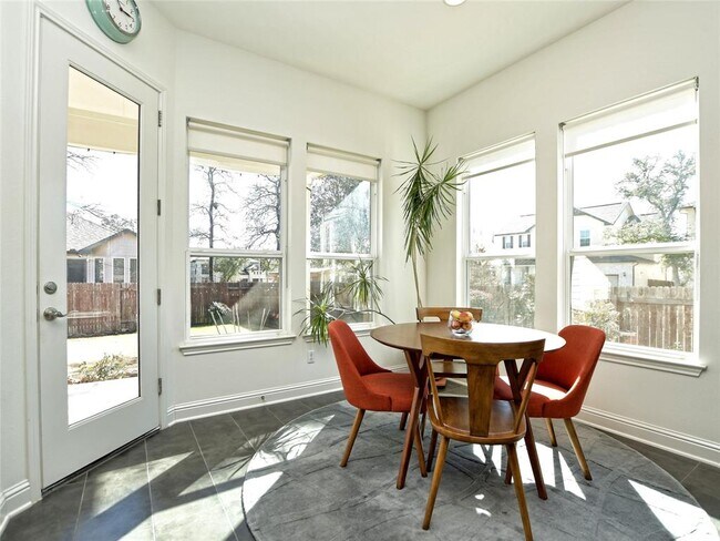 Building Photo - 4100 Rainy Creek Ln