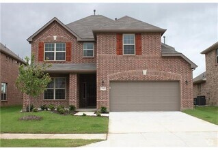 Building Photo - 3440 Canyon Lake Dr