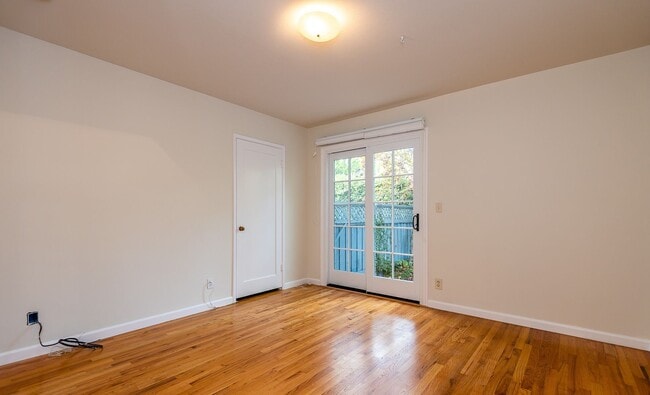 Building Photo - 15870 Orange Blossom Ln