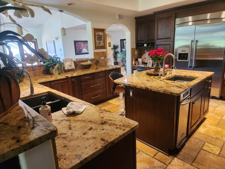 Building Photo - 12301 Frontera Rd