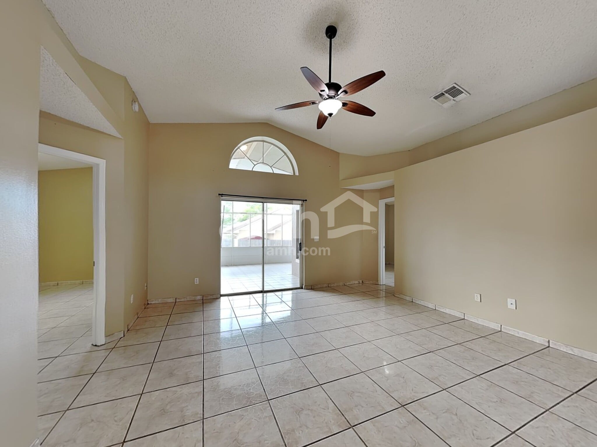 Building Photo - 4232 Pacifica Dr