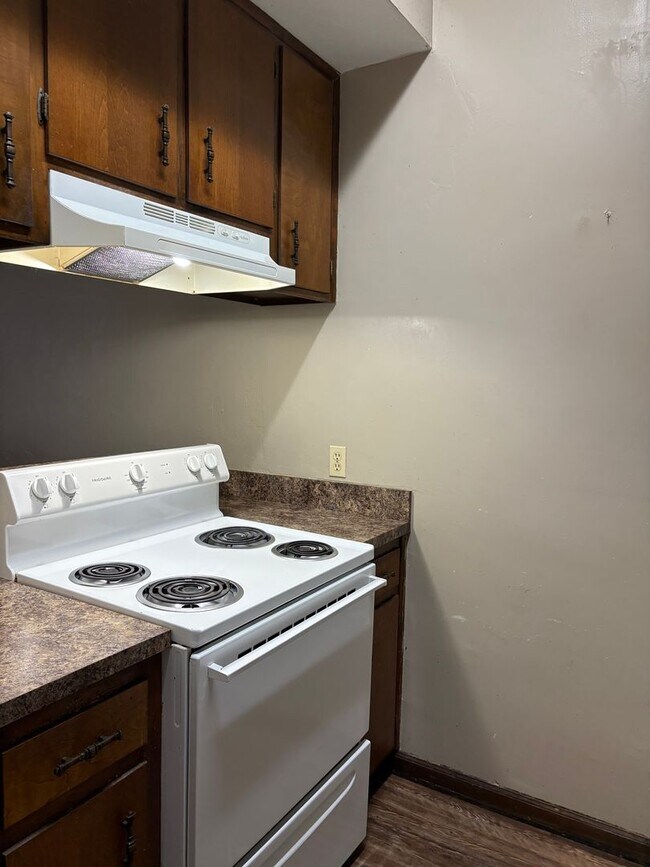 Building Photo - Killearn Townhome