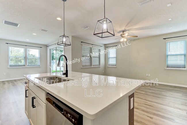 Building Photo - 1880 Cogdill Trace