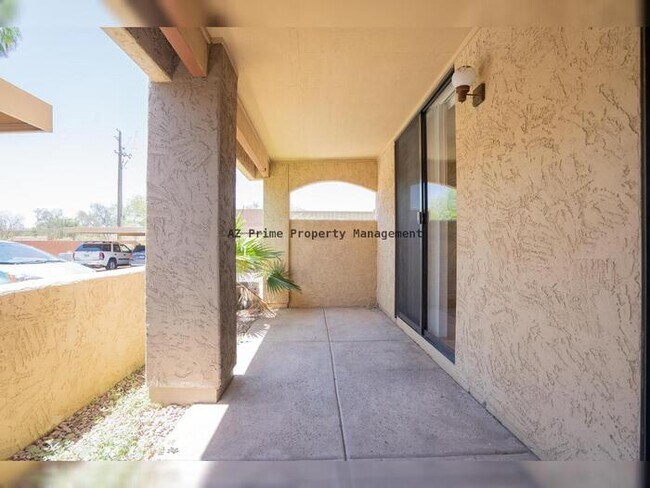 Building Photo - 1125 E BROADWAY RD UNIT 114, TEMPE AZ