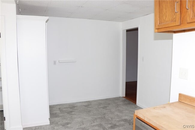 Building Photo - 143 W Genesee St