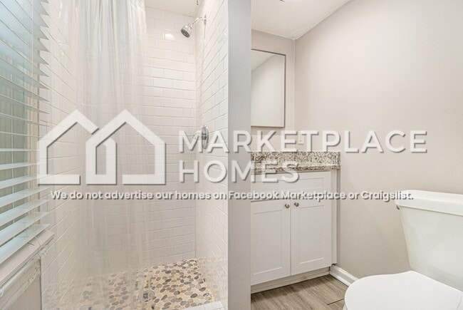 Building Photo - 1393 Carnegie Ave