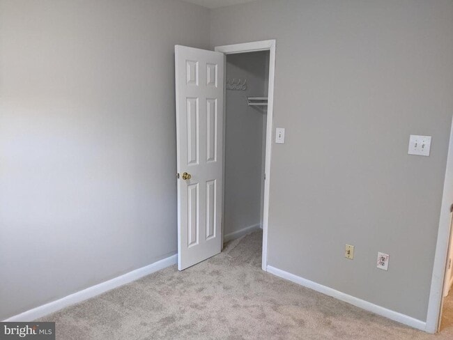 Building Photo - 3036 White Birch Ct